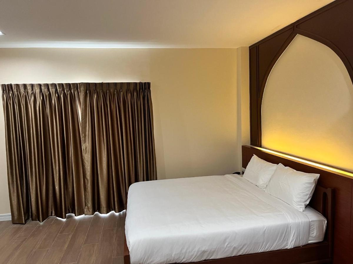 Anwari Hotel Bangkok Esterno foto