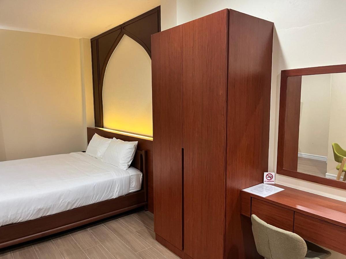 Anwari Hotel Bangkok Esterno foto